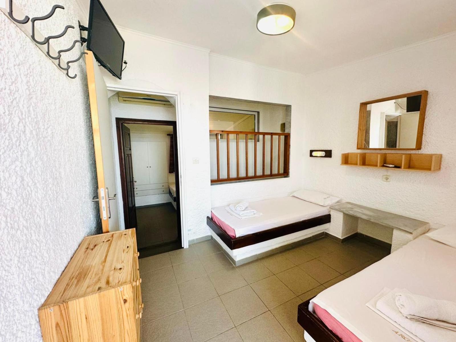 Argo Apartments Nea Poteidaia Quarto foto